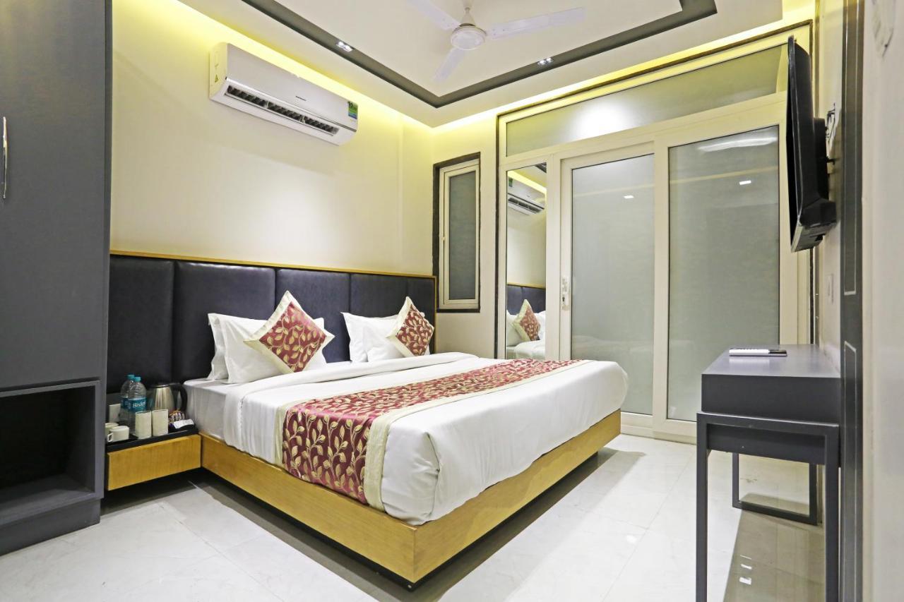 Hotel Apple Villa - Near Delhi Airport With Free Airport Transsfer Nova Deli Exterior foto