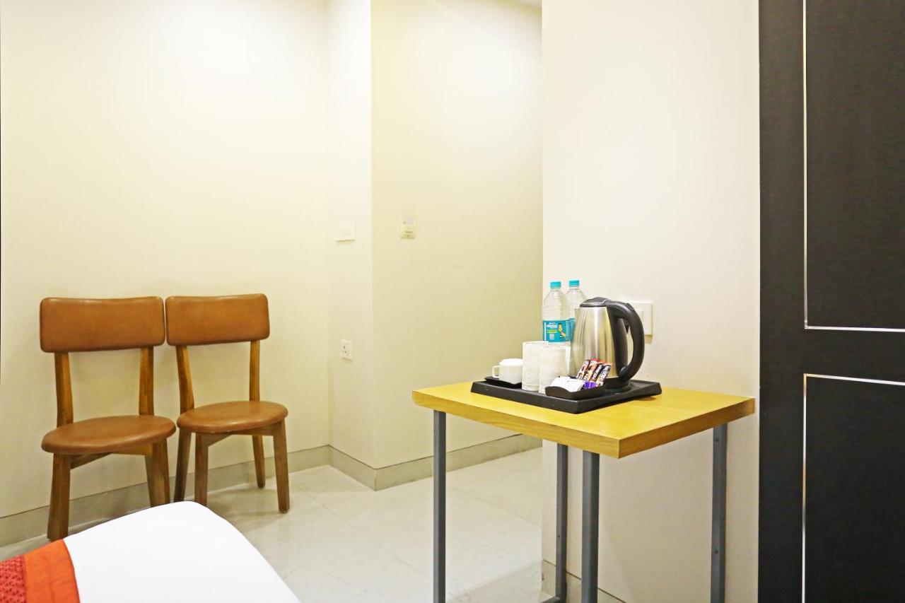 Hotel Apple Villa - Near Delhi Airport With Free Airport Transsfer Nova Deli Exterior foto