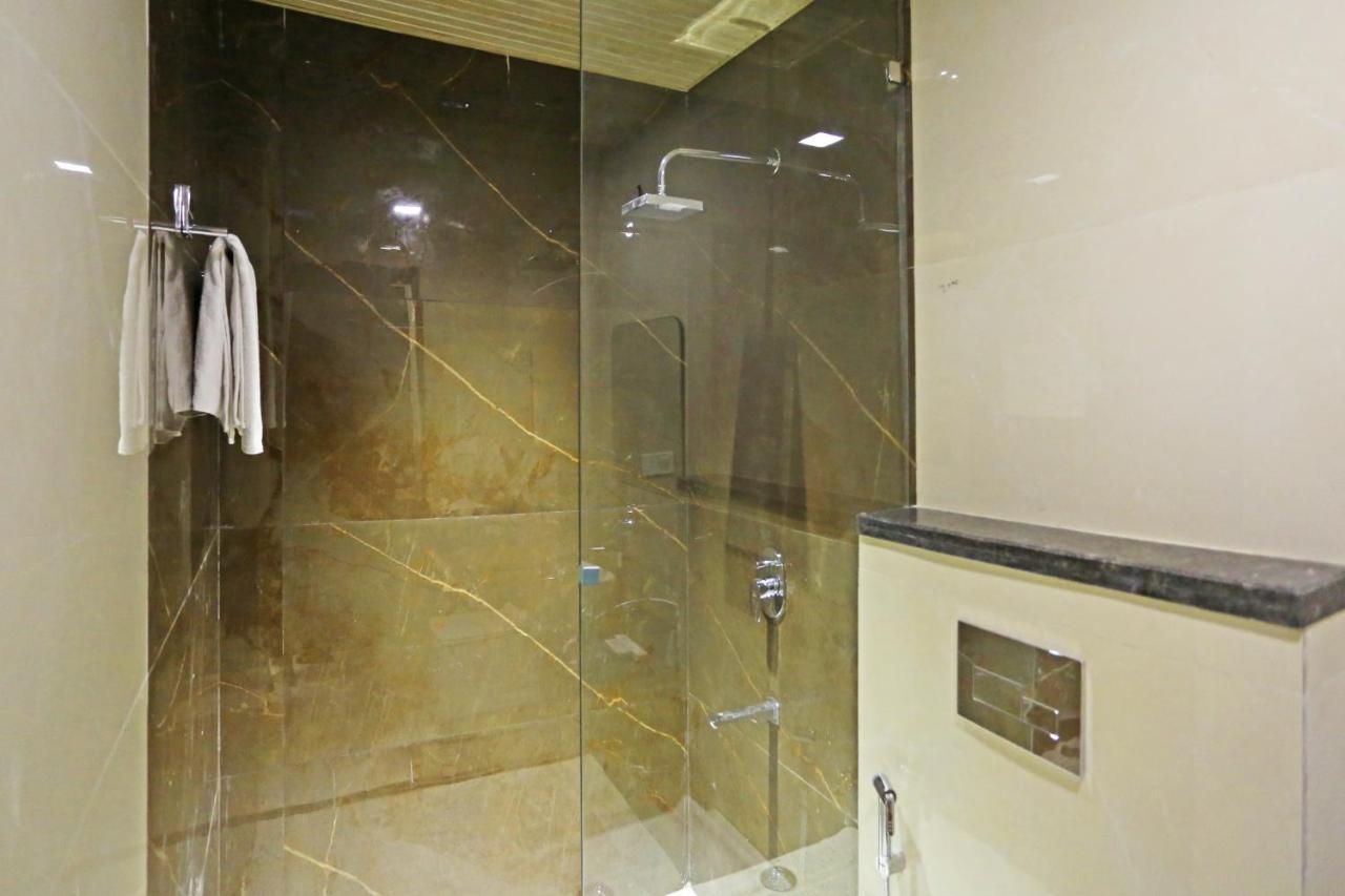 Hotel Apple Villa - Near Delhi Airport With Free Airport Transsfer Nova Deli Exterior foto