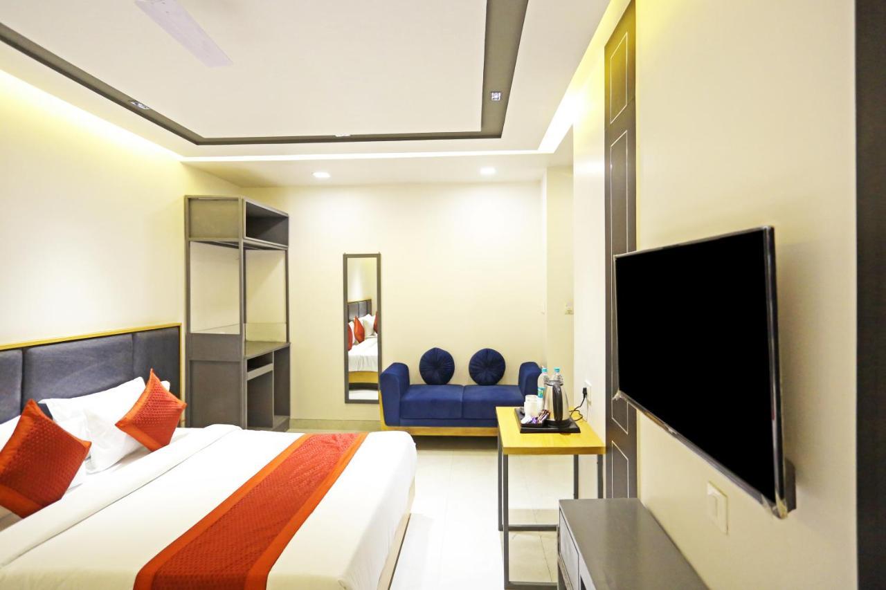 Hotel Apple Villa - Near Delhi Airport With Free Airport Transsfer Nova Deli Exterior foto